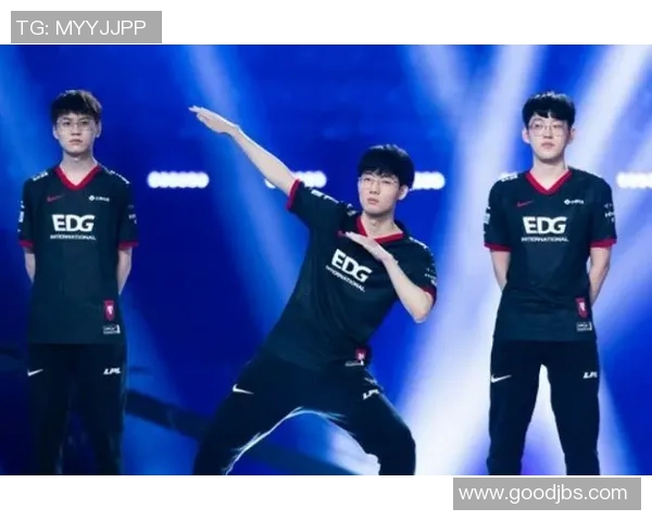 LPL排位赛中Viper的精彩表现引发热议粉丝期待他在赛季中的更多突破与成长