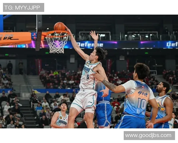 开拓者主教练波特兰获得年度最佳教练：传奇背后的奋斗故事