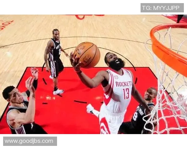 考辛斯复出战火箭,篮网全面击败对手